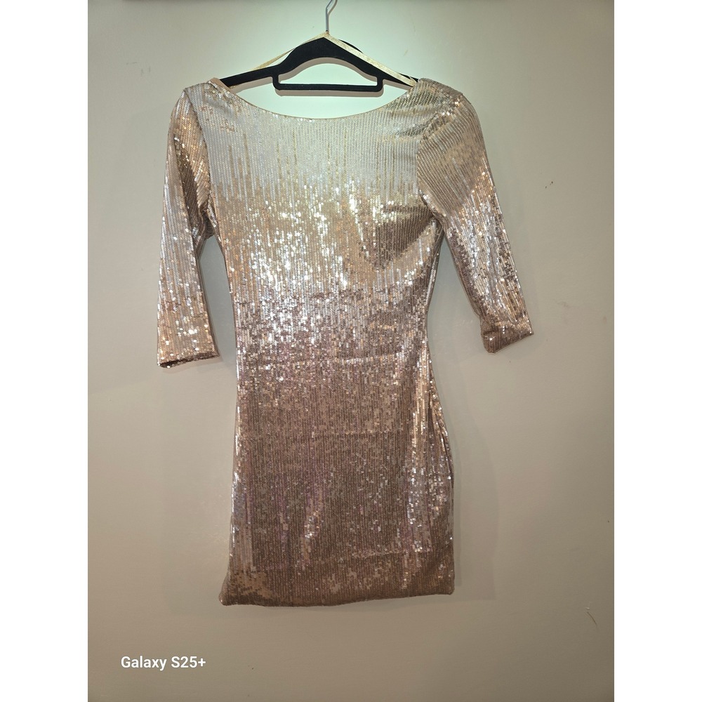 Rose Gold Sequin Bodycon Mini Dress Low Back 3/4 Sleeve XS - Picture 1 of 3
